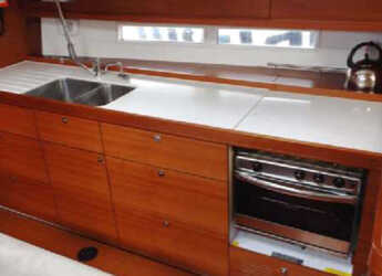 Chartern Sie segelboot in Kalkara Marina - Dufour 450 GL