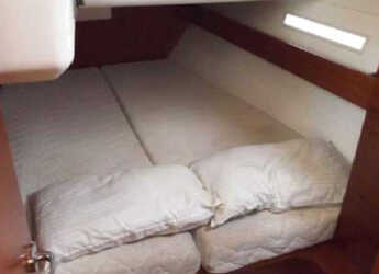 Chartern Sie segelboot in Kalkara Marina - Dufour 450 GL