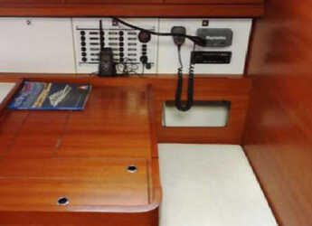 Chartern Sie segelboot in Kalkara Marina - Dufour 450 GL