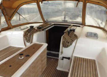 Chartern Sie segelboot in Kalkara Marina - Dufour 450 GL