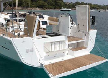 Chartern Sie segelboot in Kalkara Marina - Dufour 460 Grand Large