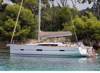Chartern Sie segelboot in Kalkara Marina - Dufour 460 Grand Large