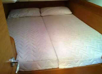 Chartern Sie segelboot in Kalkara Marina - Sun Odyssey 439