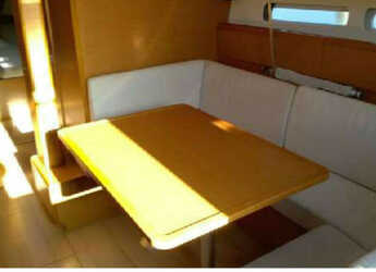 Chartern Sie segelboot in Kalkara Marina - Sun Odyssey 439