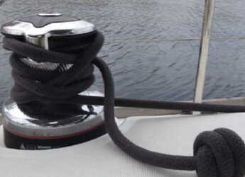 Chartern Sie segelboot in Kalkara Marina - Oceanis 50 Family