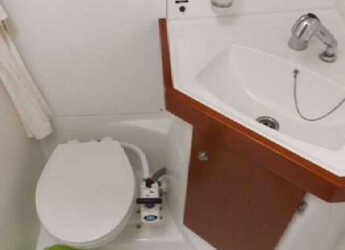 Chartern Sie segelboot in Kalkara Marina - Oceanis 50 Family