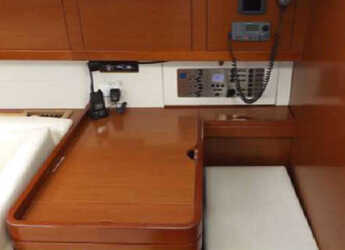 Chartern Sie segelboot in Kalkara Marina - Oceanis 50 Family