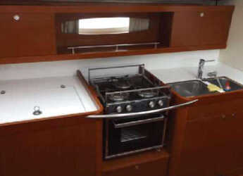 Chartern Sie segelboot in Kalkara Marina - Oceanis 50 Family