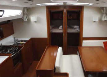 Chartern Sie segelboot in Kalkara Marina - Oceanis 50 Family