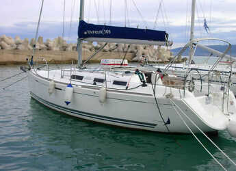 Rent a sailboat in Kalkara Marina - Dufour 365