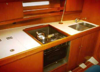 Chartern Sie segelboot in Kalkara Marina - Dufour 365