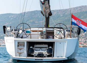 Louer voilier à Marina Kastela - CNB 76