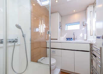 Louer voilier à Marina Kastela - CNB 76