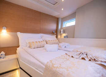 Louer voilier à Marina Kastela - CNB 76