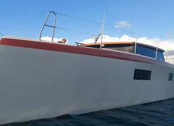 Chartern Sie motorkatamaran in Matejuska port - Luna 47 Power