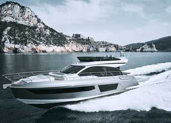 Rent a yacht in Marina Lav - Azimut 53 Fly