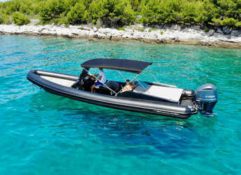 Rent a motorboat in Trogir ACI Marina - Lolivul 9