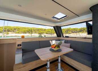 Alquilar catamarán en Marina Mandalina - Vaan R4 Electric