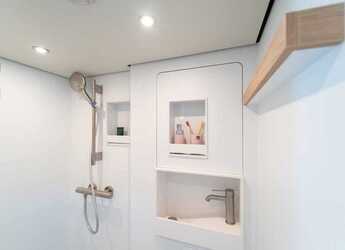 Alquilar catamarán en Marina Mandalina - Vaan R4 Electric