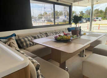Rent a catamaran in Alimos Marina - Bali 5.8 - 6 + 2 cab.