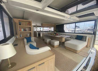Rent a catamaran in Alimos Marina - Bali 5.8 - 6 + 2 cab.