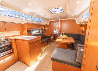 Rent a sailboat in D-Marin Marina Lefkas - Bavaria C42