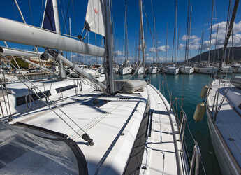 Rent a sailboat in D-Marin Marina Lefkas - Bavaria C42