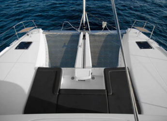 Rent a catamaran in Alimos Marina - Lagoon 46 - 4 + 2 cab.
