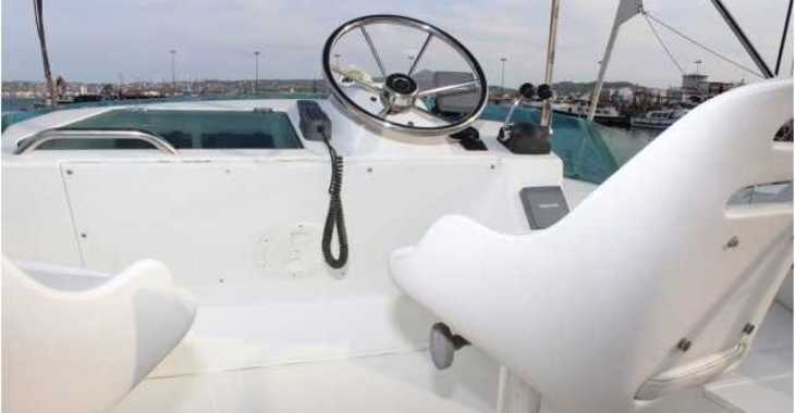 Rent a motorboat in Marina el Portet de Denia - Antares