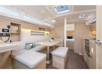 Alquilar velero en Porto Olbia - Oceanis 37.1 - 3 cab 2 wc