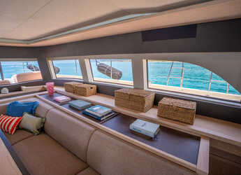 Alquilar catamarán en Porto Olbia - Lagoon Sixty 5