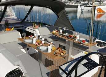 Alquilar velero en Olympic Marine - First 53