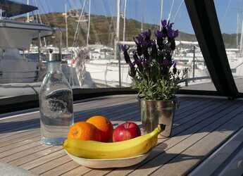 Alquilar velero en Olympic Marine - First 53