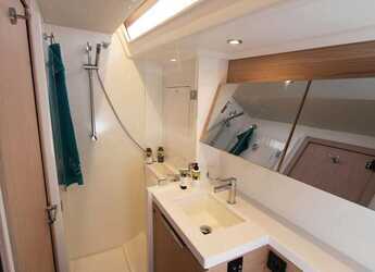 Alquilar velero en Olympic Marine - First 53