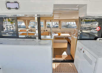 Alquilar catamarán en Porto Montenegro - Lagoon 46 