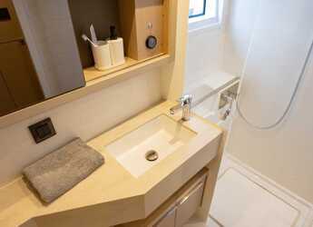 Alquilar catamarán en Porto Montenegro - Lagoon 46 