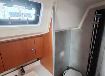 Rent a sailboat in Marina Drage - Bavaria C42