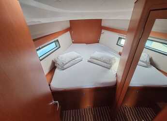 Rent a sailboat in Marina Drage - Bavaria C42