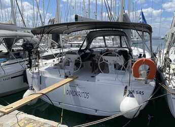 Rent a sailboat in Alimos Marina - Bavaria C46