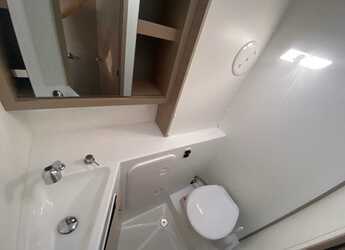 Chartern Sie katamaran in Cala dei Sardi - Lagoon 42 