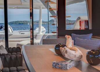 Alquilar catamarán en Cala dei Sardi - Lagoon Seventy 8