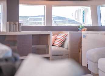 Alquilar catamarán en Cala dei Sardi - Lagoon Seventy 8