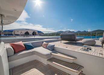 Alquilar catamarán en Cala dei Sardi - Lagoon Seventy 8