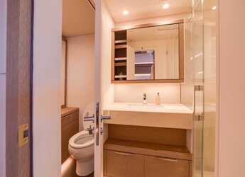 Alquilar catamarán en Cala dei Sardi - Lagoon Seventy 8