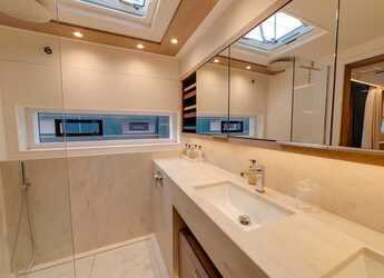 Alquilar catamarán en Cala dei Sardi - Lagoon Seventy 8