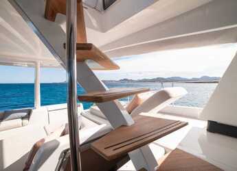 Alquilar catamarán en Cala dei Sardi - Lagoon Seventy 8