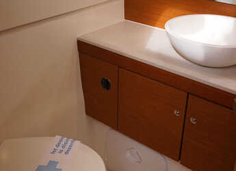 Chartern Sie segelboot in Albatros Marina - Jeanneau 51