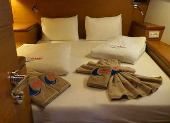 Chartern Sie segelboot in Albatros Marina - Jeanneau 51