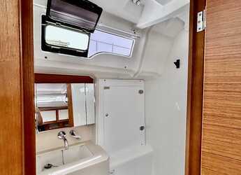 Rent a sailboat in Porto Capo d'Orlando Marina - Dufour 37