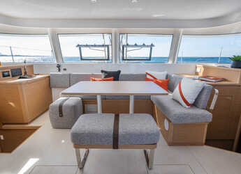 Noleggiare catamaran in Marina Tankerkomerc - Excess 14